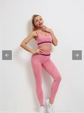 Pink Leopard Seamless Sports Bra & Leggings Set
